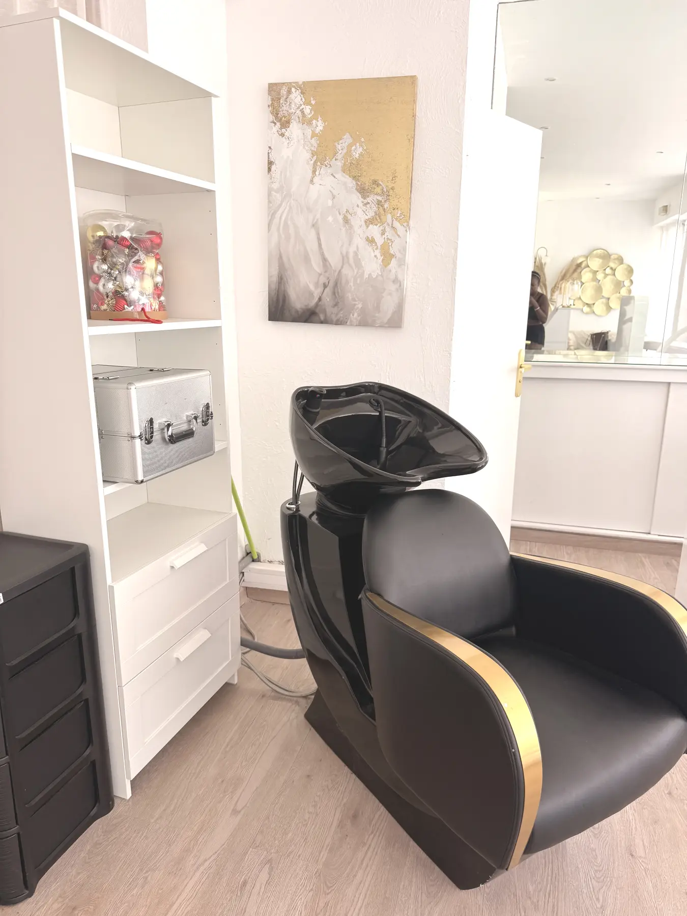 Espace coiffure rénové à Cannes
