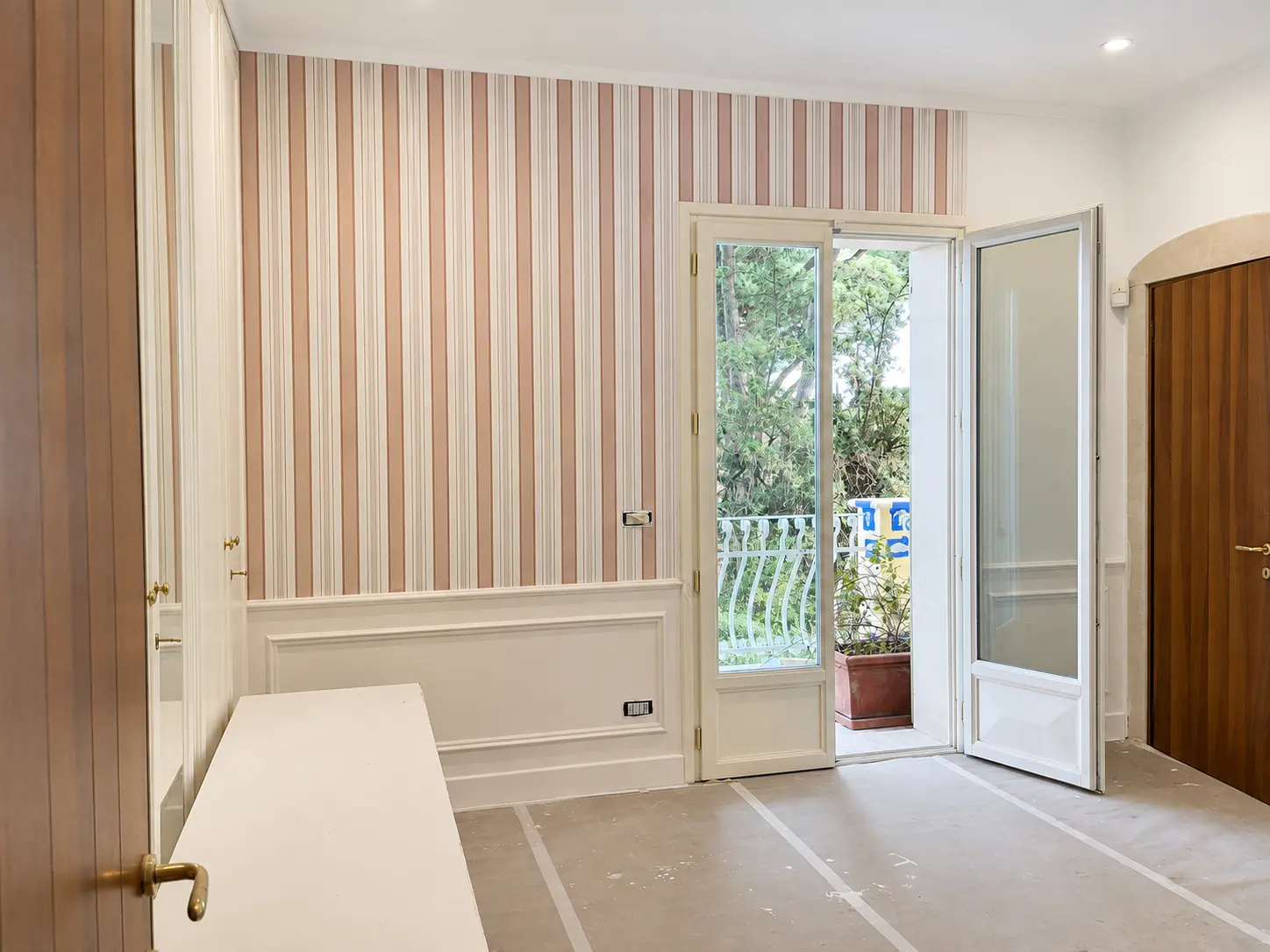 Rénovation intérieure avec finitions murales